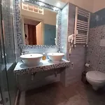 Atmos Luxe Navigli * Milánó