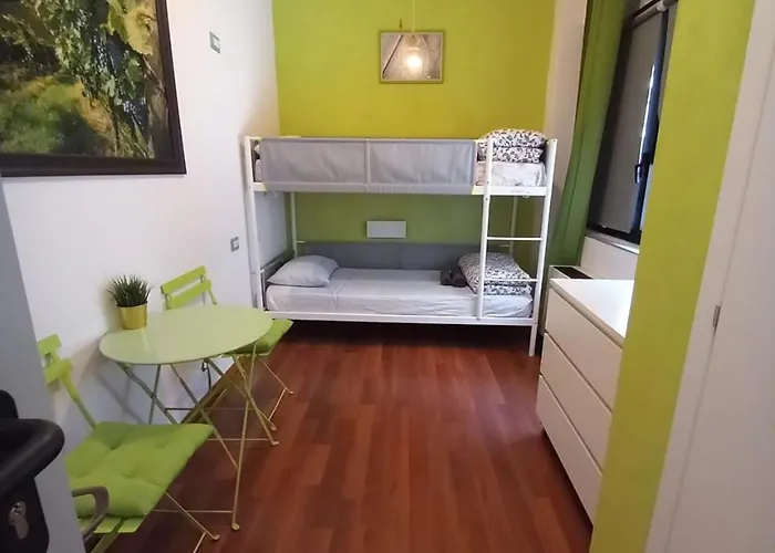 Хостел Atmos Luxe Navigli Милан