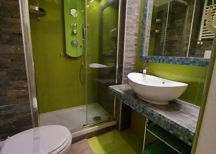 Atmos Luxe Navigli Хостел Милан