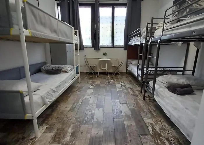 Хостел Atmos Luxe Navigli