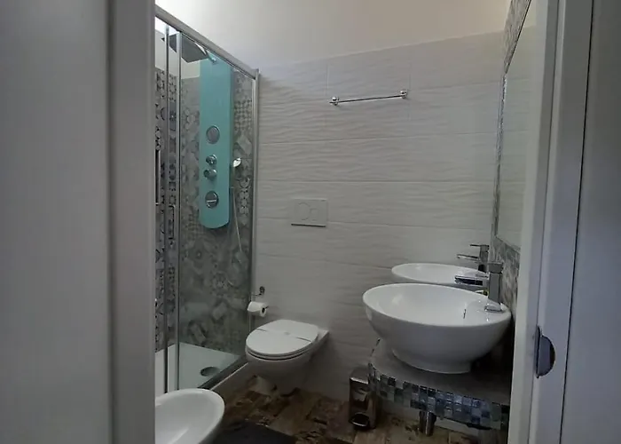 Хостел Atmos Luxe Navigli Милан