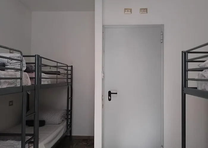 Хостел Atmos Luxe Navigli