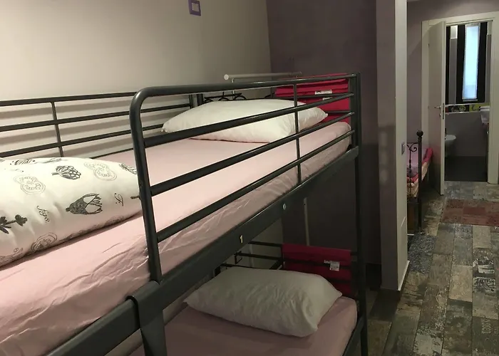Atmos Luxe Navigli Хостел *
