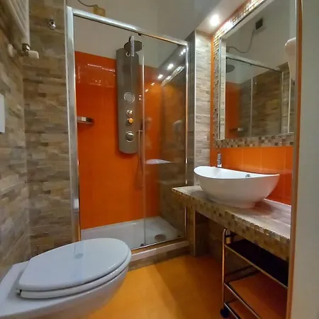 بيت شباب Atmos Luxe Navigli *