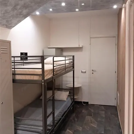 بيت شباب Atmos Luxe Navigli