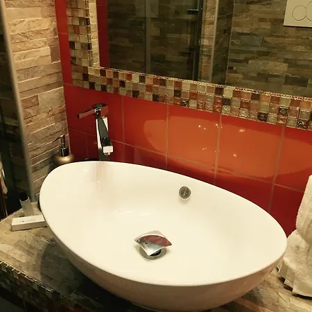 Atmos Luxe Navigli بيت شباب
