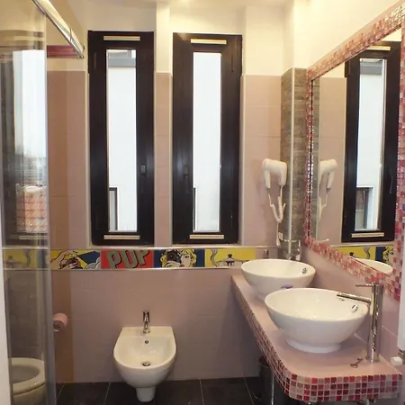 بيت شباب Atmos Luxe Navigli