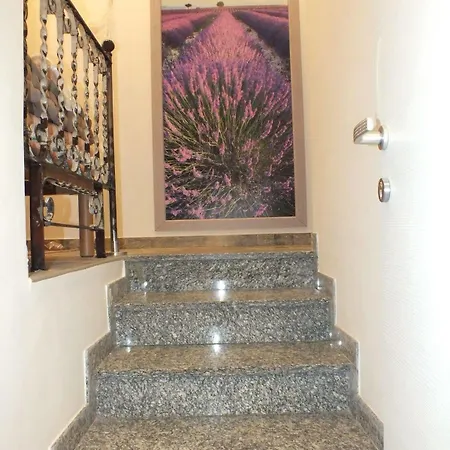بيت شباب Atmos Luxe Navigli *